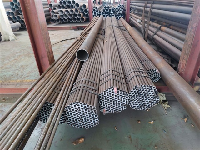 哈尔滨15crmog无缝钢管