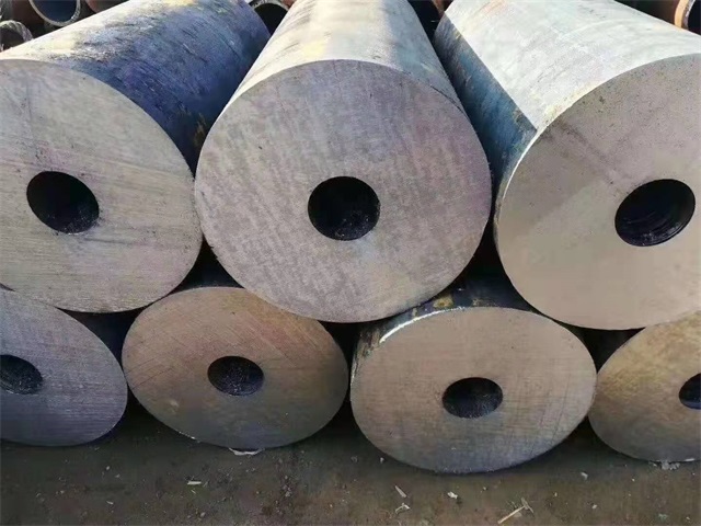 哈尔滨35crmo厚壁无缝钢管