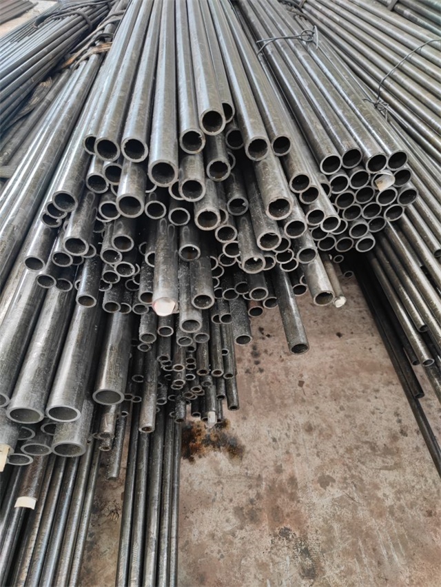 哈尔滨精密光亮无缝钢管厂